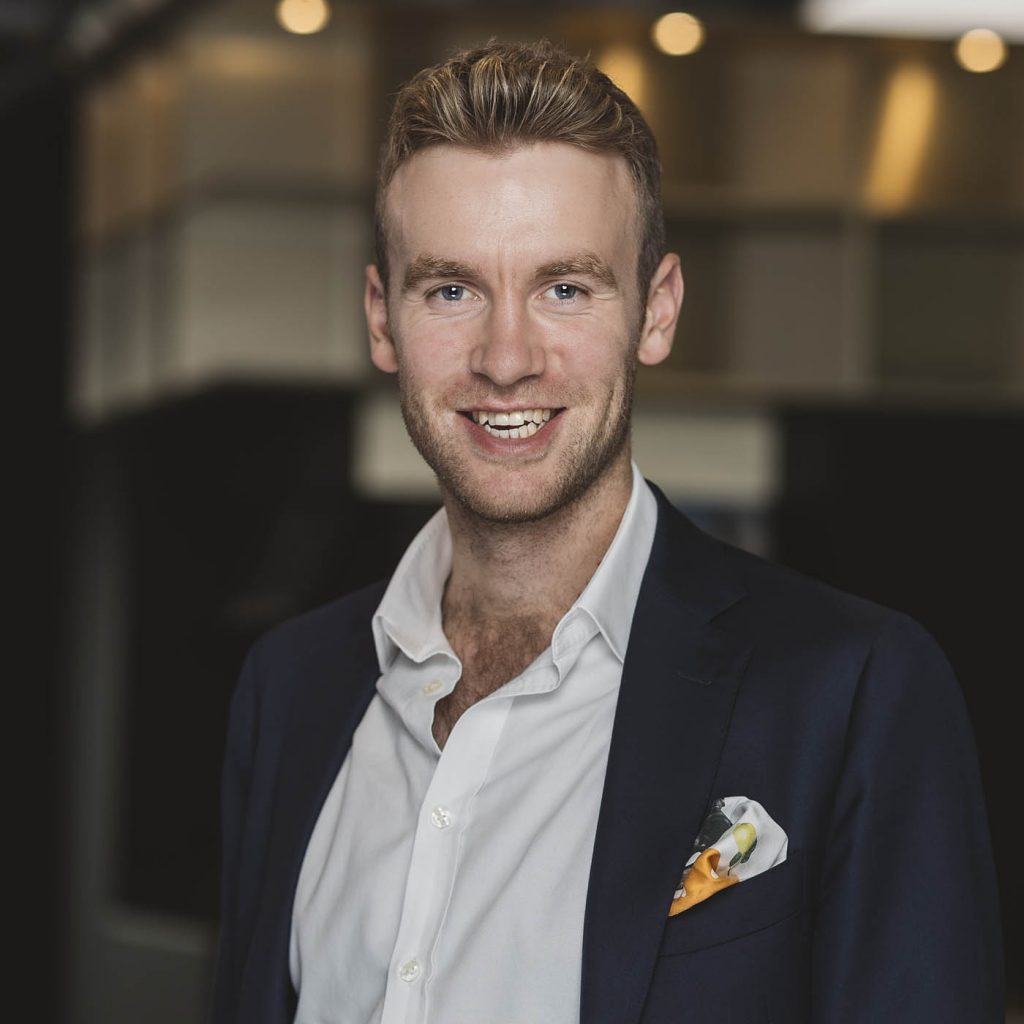 Mitarbeiterportraits_Businessportraits_Businessfotos_Bewerbungsfotos_Cube_Real_Estate_Leverkusen_Koeln_Unternehmensfotografie